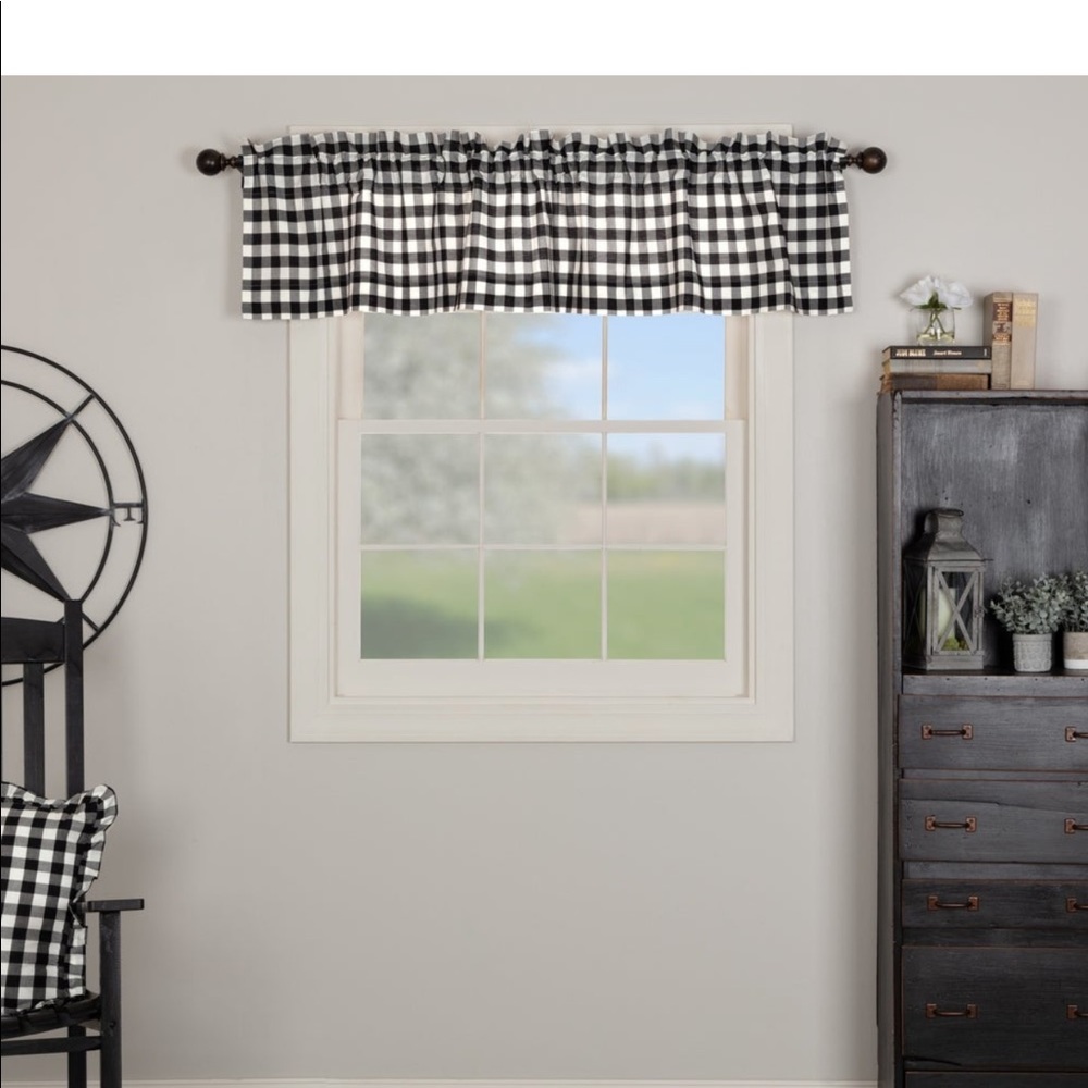 VHC Black and White Check Valance